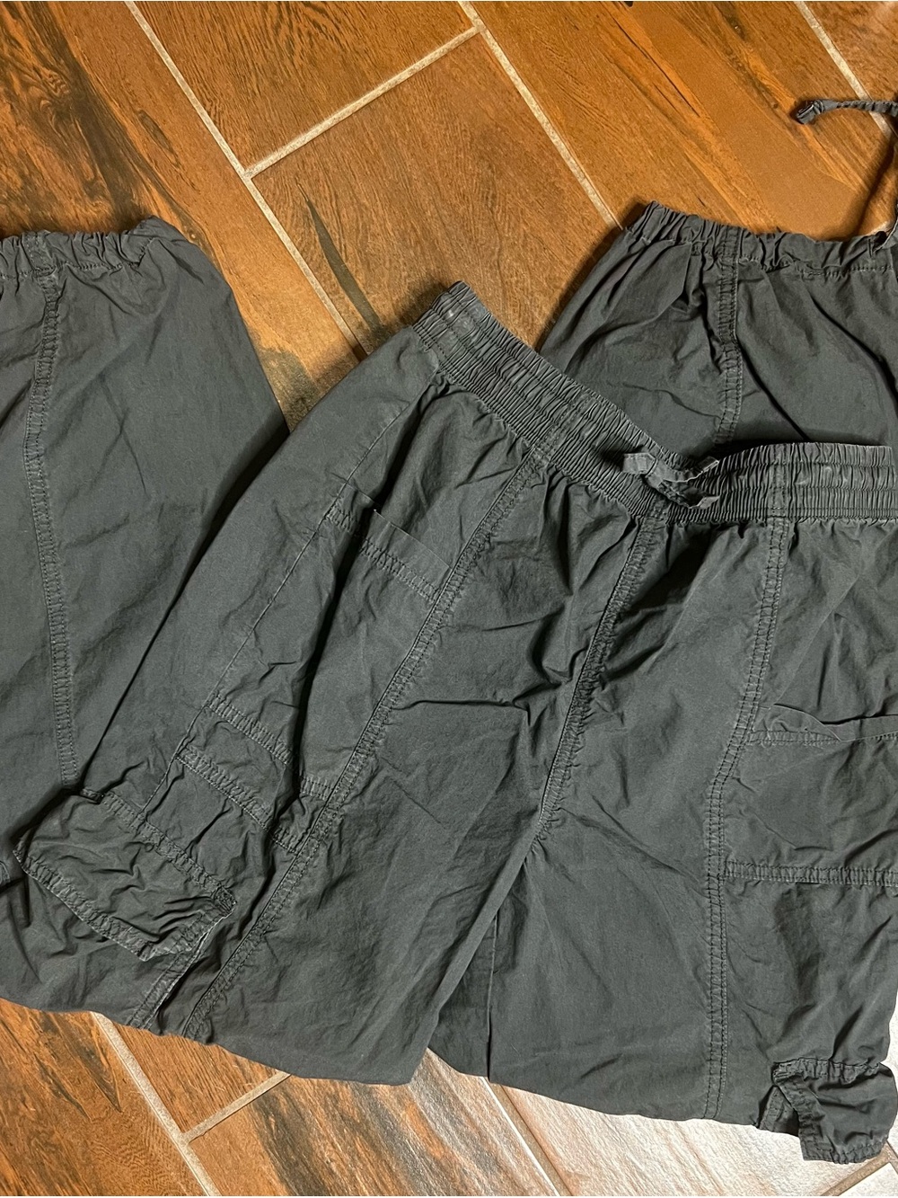Aerie High Waisted Cargo Baggy Gray Pants Womens Small - Picture 2 of 6